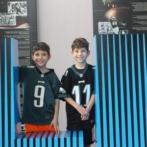 Meet your Posher, Sharon